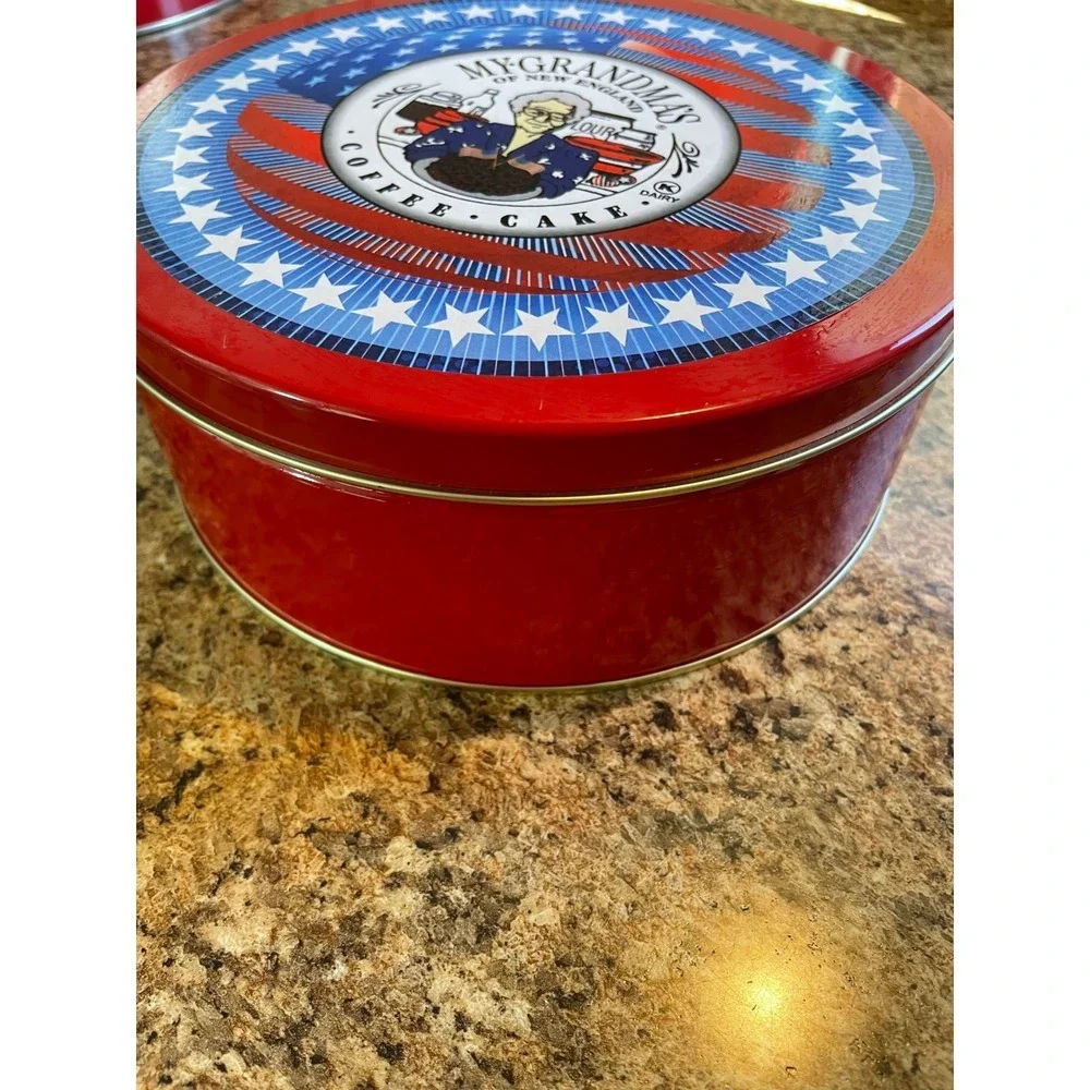 My Grandmas Of New‎ England Coffee Cake Tin Red Blue Stars Patriotic Collectible